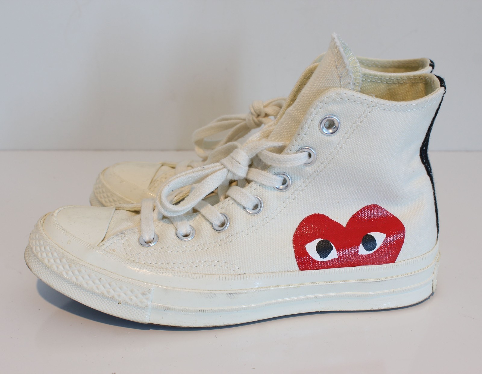 Comme Des Garçons Converse Heart Chucks White Size Men 4 Women 6