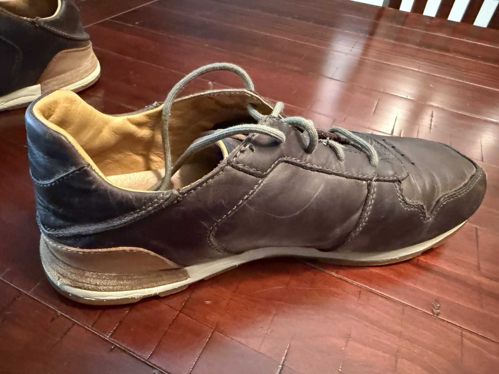Olukai Huaka’i Li Leather Shoes Sneakers Brown Casual Men’s Size 11 US / 44 EU