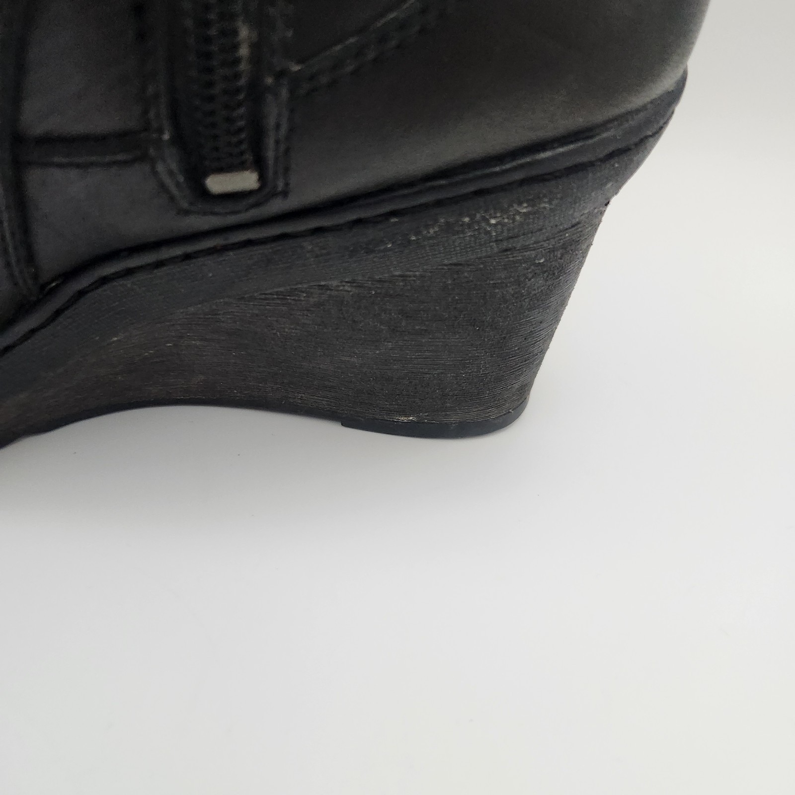 Clark’s Women’s Natira Kit Boots Size 10M Black Leather Upper Wedge Goretex
