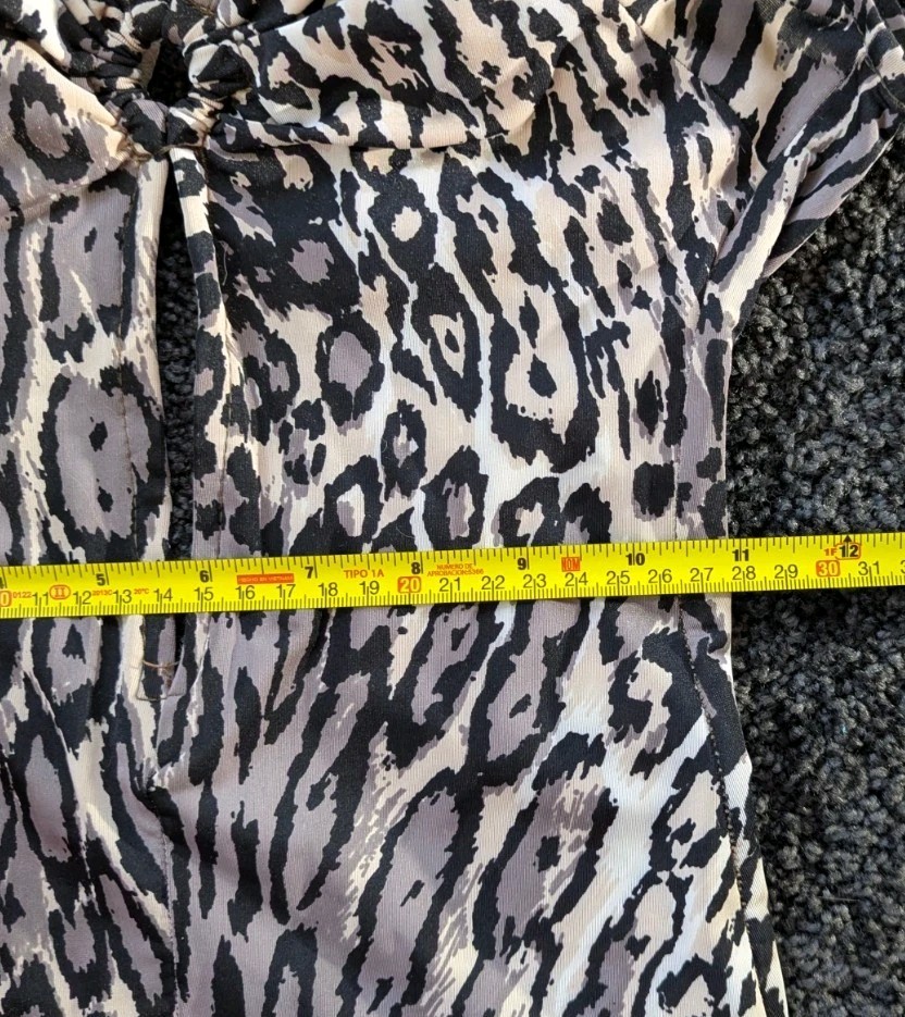 Vintage 1960s Peter Pan One Piece Leopard Animal Print Swimsuit 10/32 Cut Out