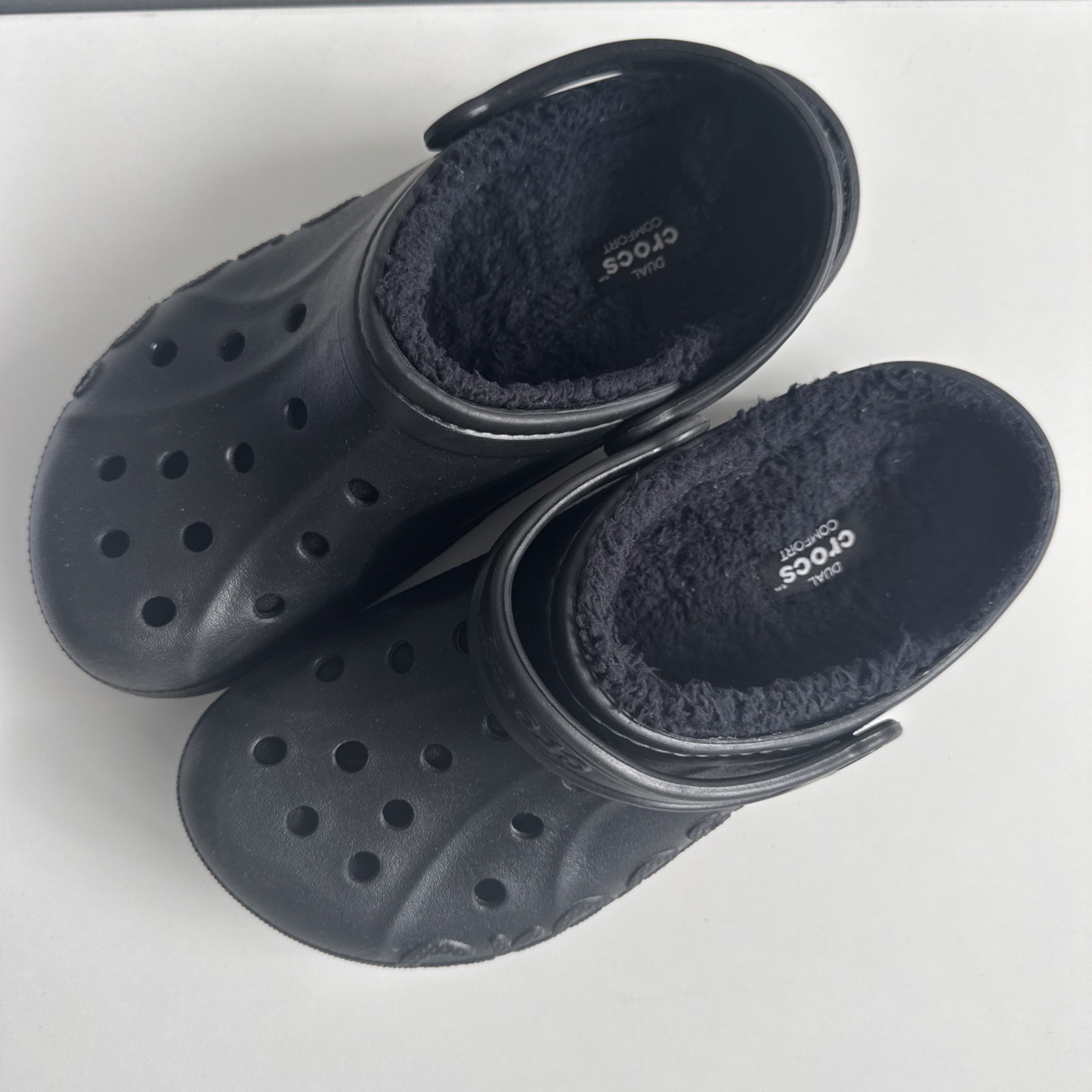 NEW without Tags Dual Crocs Comfort Black Shearling Padded Mules W 8/ M 6