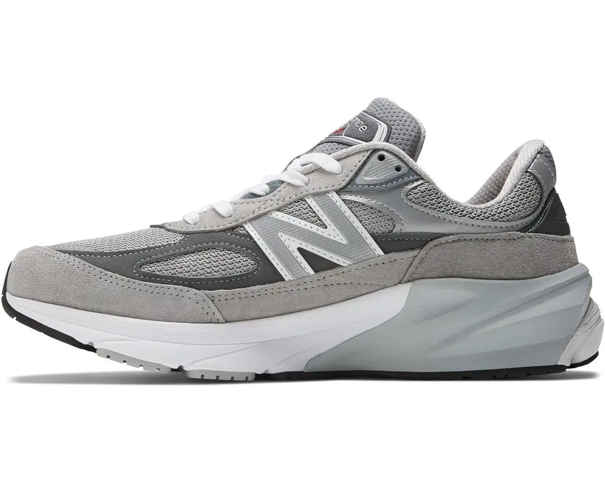 New Balance 990 Men’s Gray Suede Low Top Lace-Up Running Sneakers