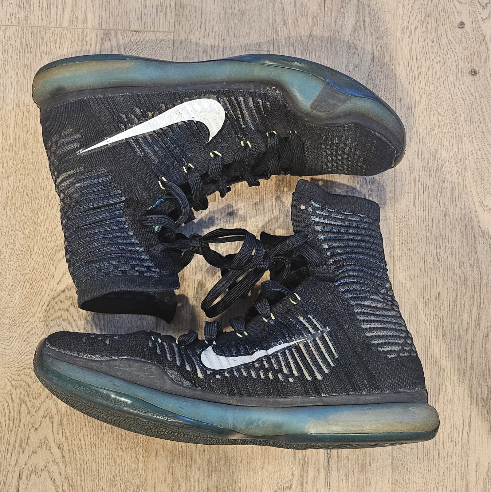 SEE DESCRIPTION Nike Kobe 10 Elite Commander 718763-004 Size 8.5