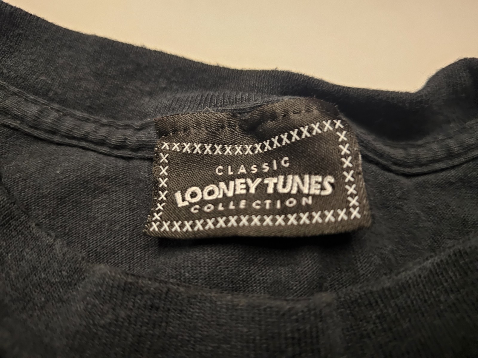 VTG 2003 Pepe Le Pew Looney Tunes Six Flags T-Shirt XL Black “Stinker” Romance