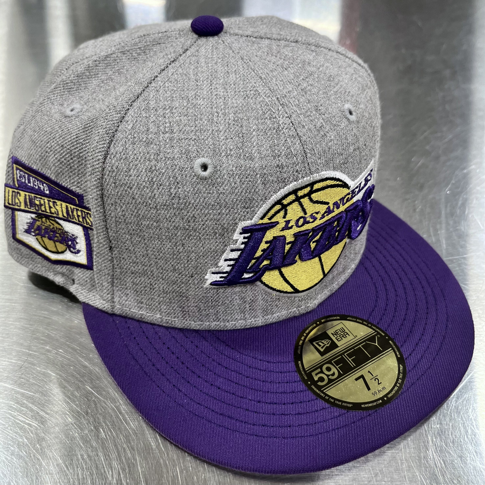Los Angeles LA Lakers Logo Patch New Era 59FIFTY 2 Tone Fitted Hat 7 1/2