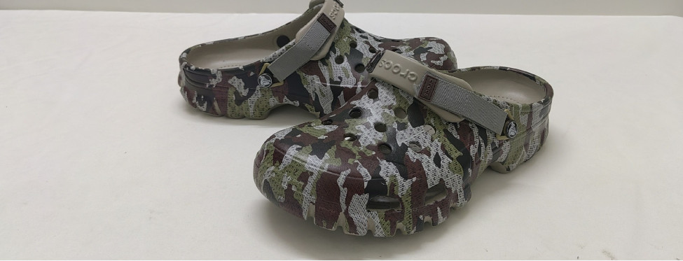 NWT Classic All Terrain Unisex Off Road Sport Camo Crocs Realtree Max-5 Clog