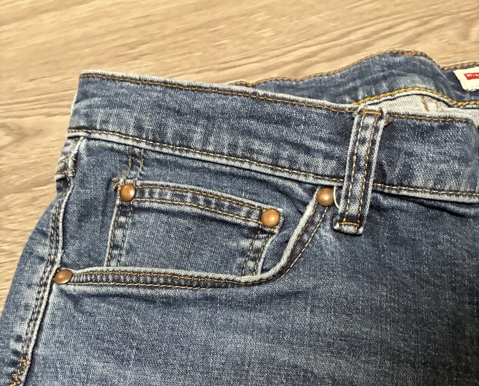 Wrangler Relaxed Boot Jeans Men’s 32×30 Blue Medium Wash Bootcut Relaxed Fit