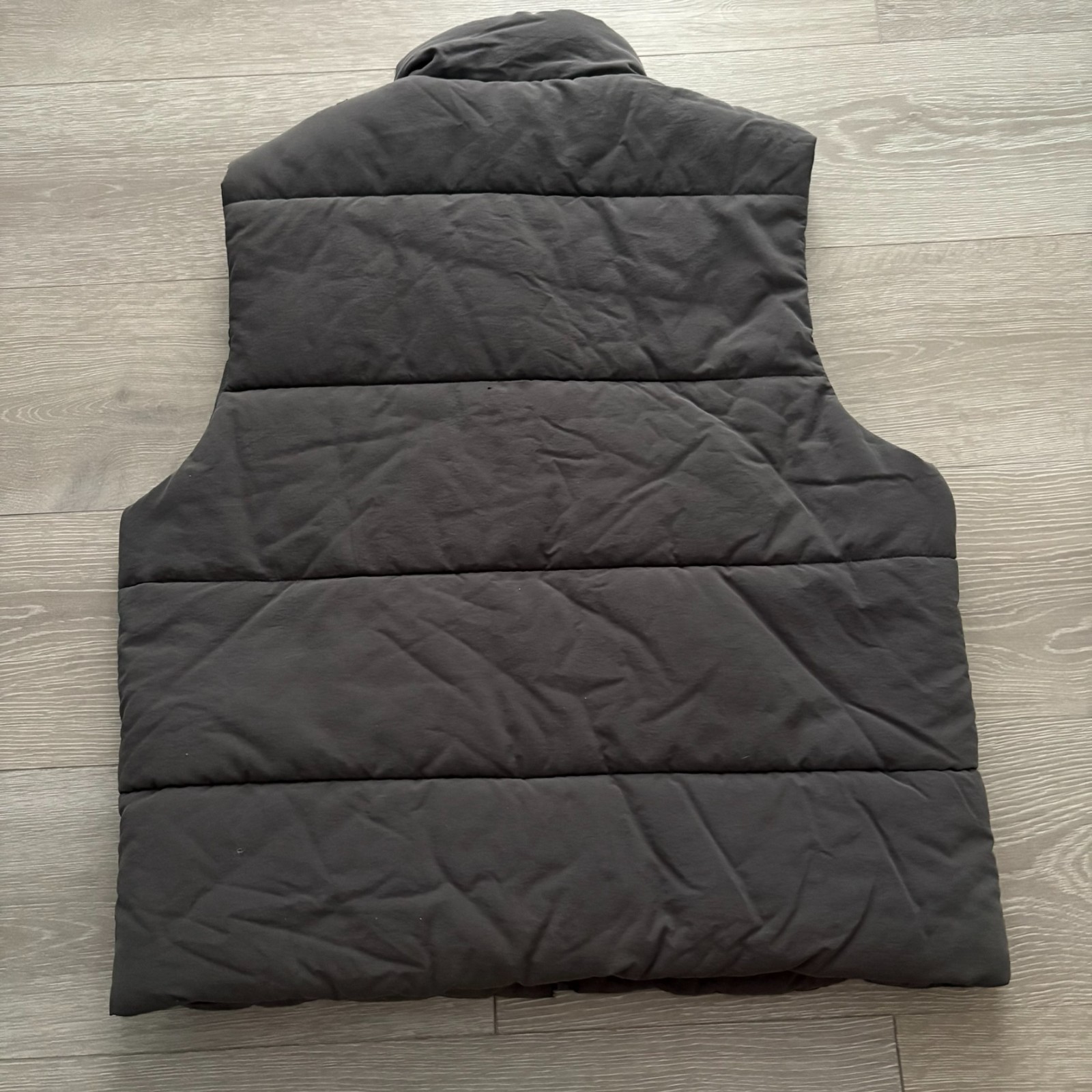 NWT DSG Mens Dark Gray Black Lined Full Zip Insulated Winter Puffer Vest Size L