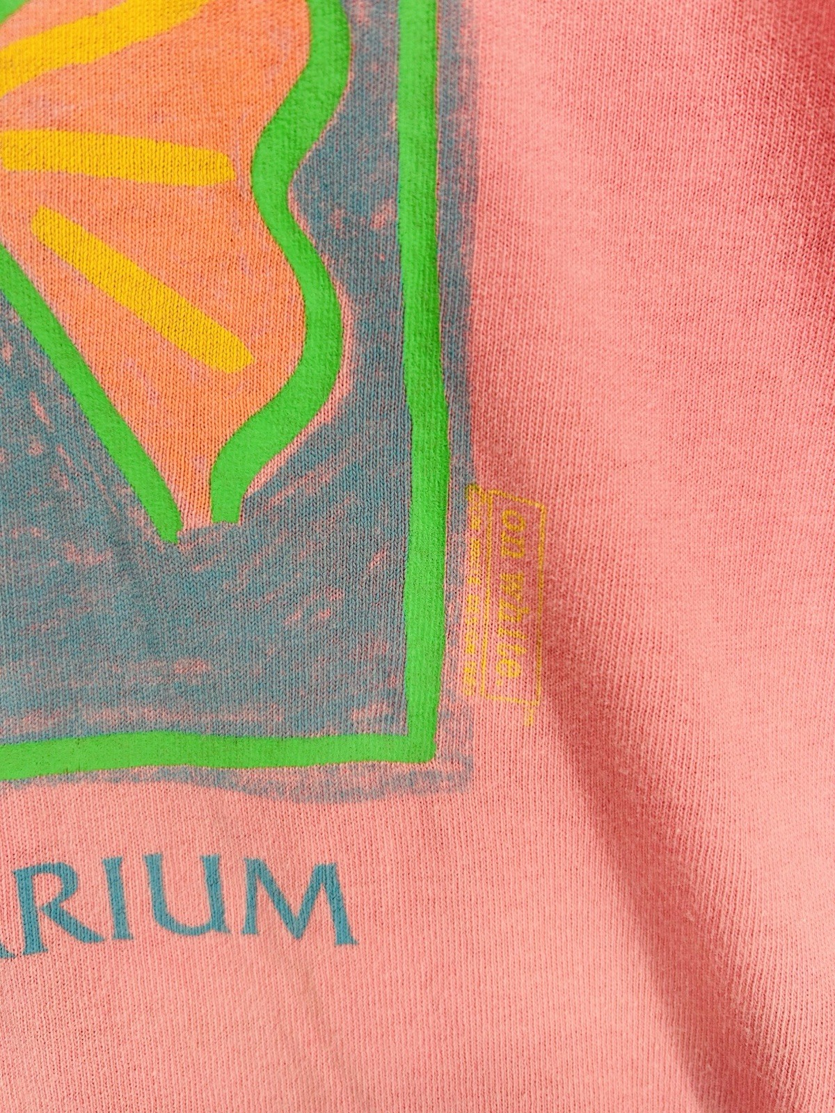 Vtg Monterey Bay Aquarium Tropical Fish T-shirt Pink Retro Tee Sea Life XL