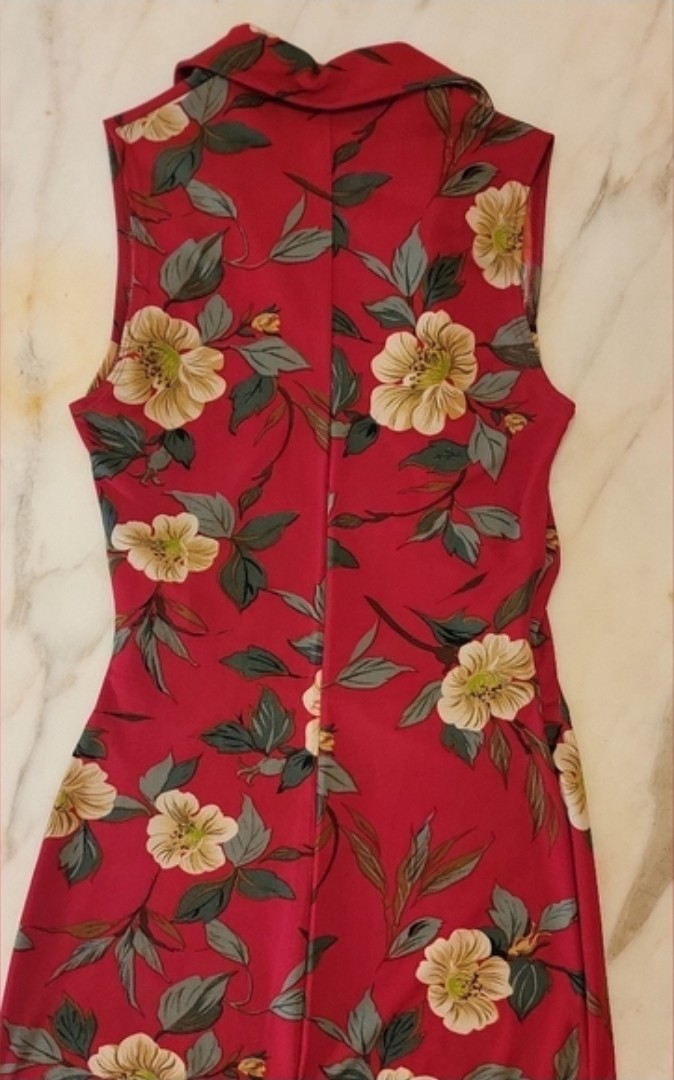 Women’s Sleeveless Rich Red Floral Dress Size Small