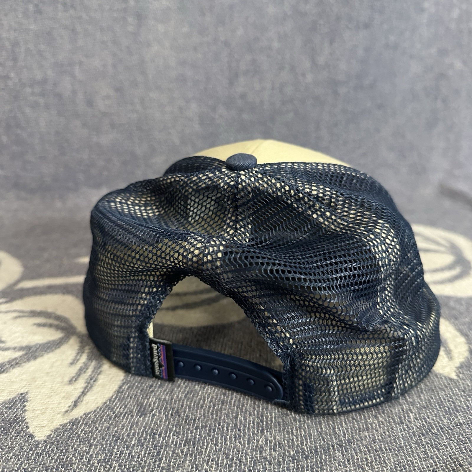 Patagonia Summit Road Lo Pro Mesh Breathable Trucker Hat Cap Blue Tan Adjustable