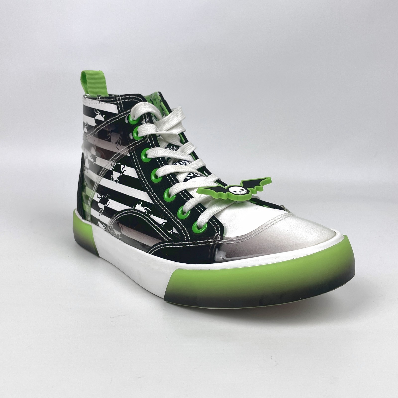 Beetlejuice GroundUp High Top Sneakers Shoes Women’s It’s Show Time Sz 6 1/2