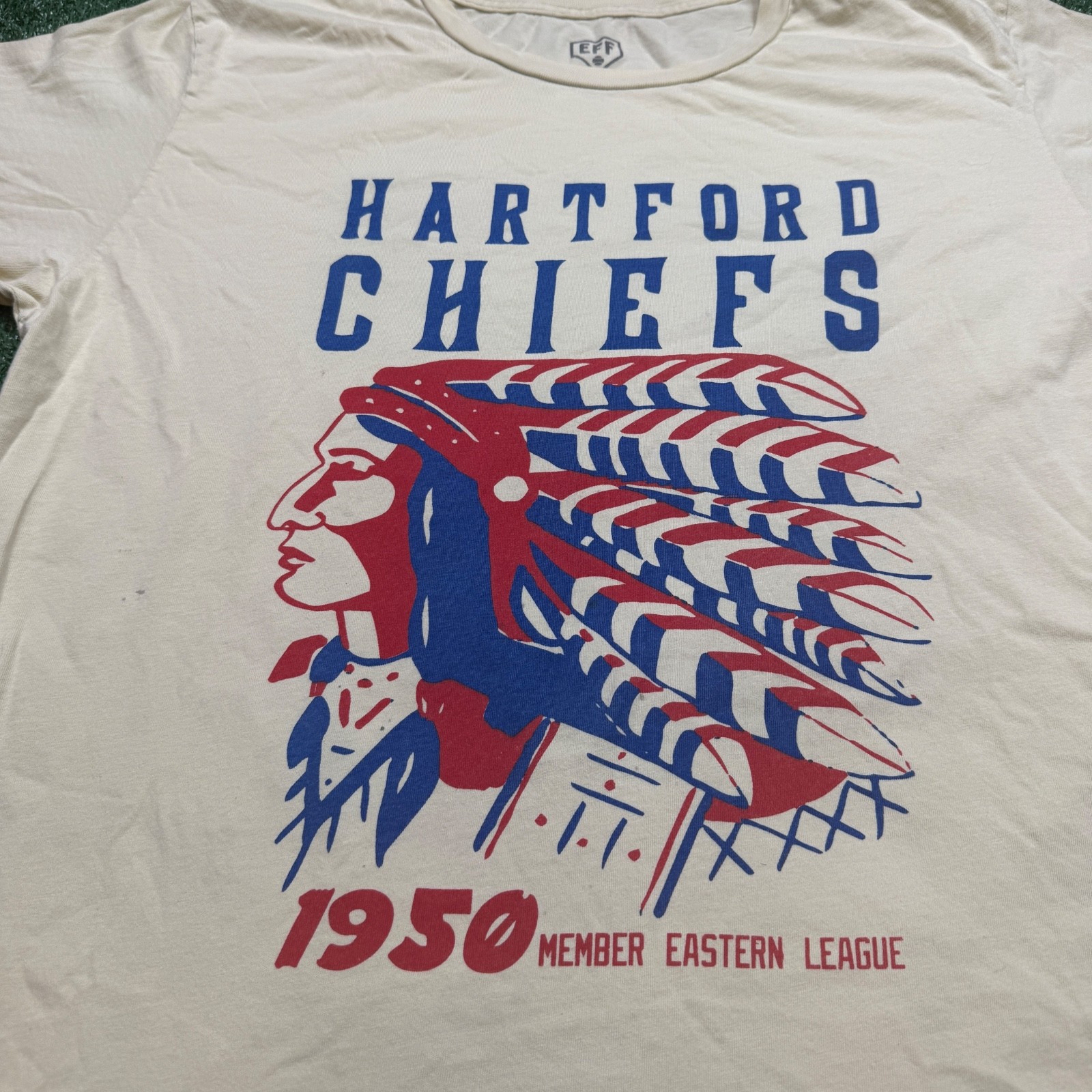 EBBETS FIELD FLANNELS Graphic T Shirt Men’s Size M White Hartford Chief Tee