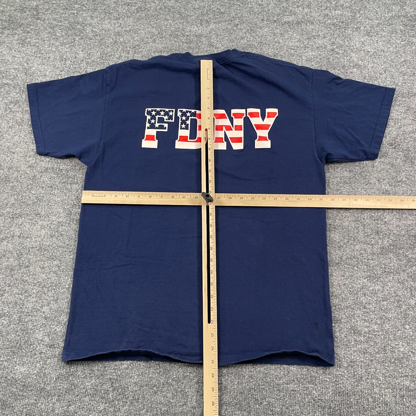 Vintage 2001 FDNY World Trade Center 9/11 Shirt Large 22×27 Blue
