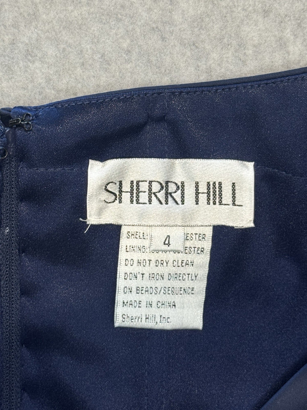 Sherri Hill Navy Satin V-Neck two-piece Maxi Dress Train Lined Zip 4 51251