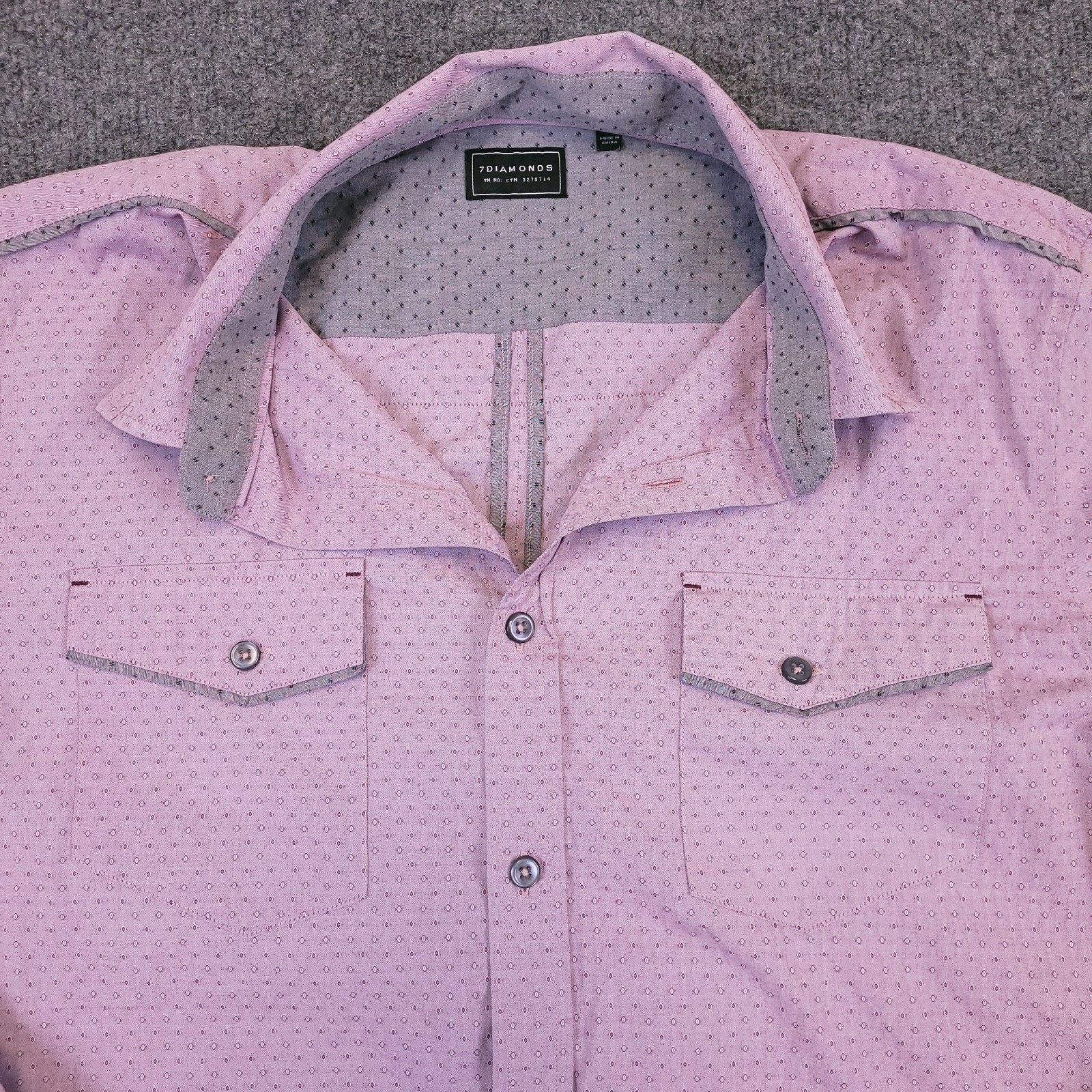 7D 7 Diamonds Weekend Love Shirt Mens Small Soft Lavendar Tonal Geometric Stitch