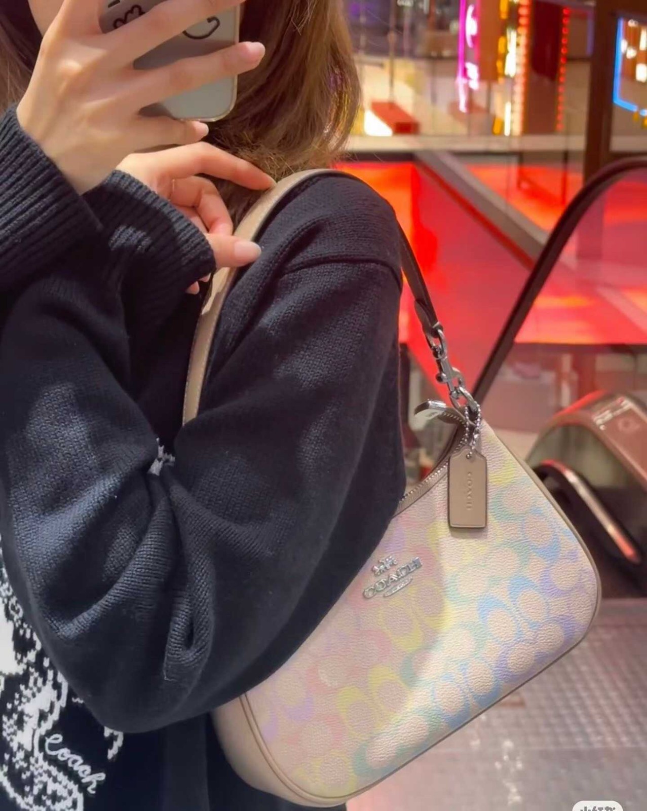 COACH Teri Shoulder Bag In Rainbow Signature Canvas & Leather CDA91 Silver/Sand