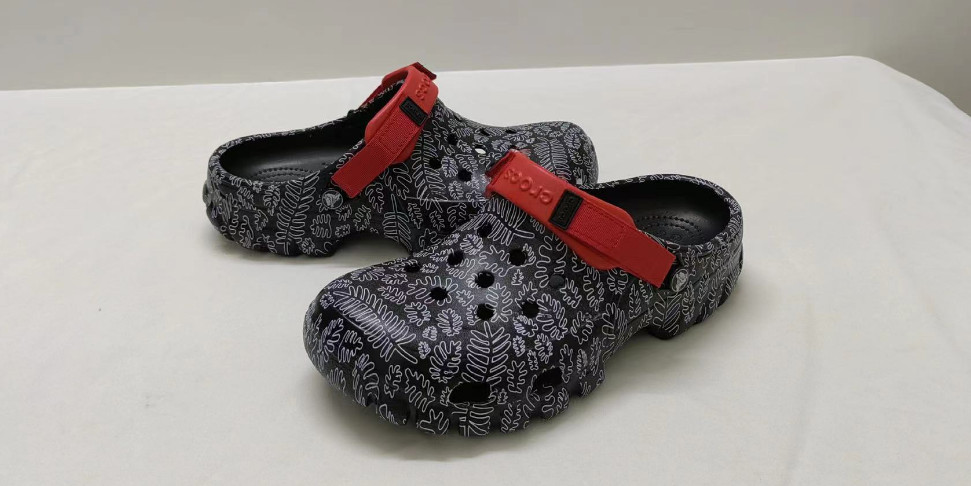 NWT Classic All Terrain Unisex Off Road Sport Camo Crocs Realtree Max-5 Clog