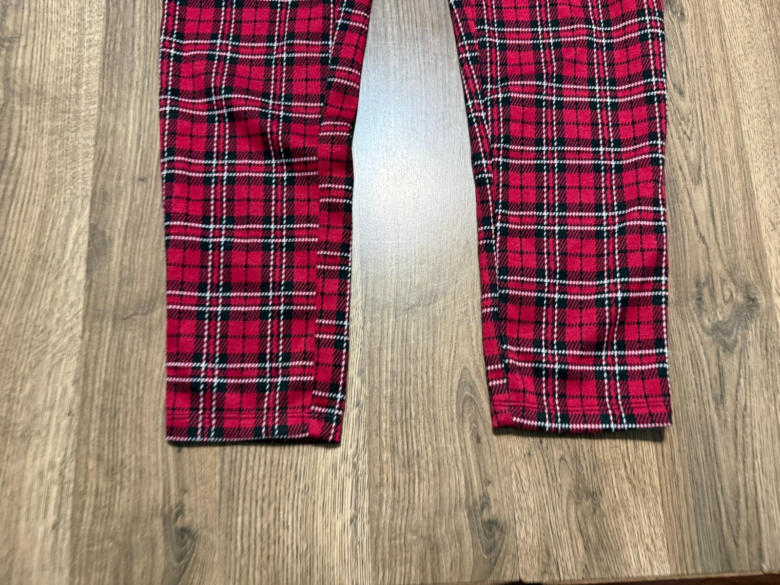 Forever 21 Pants Women’s Size Large Red Black White Plaid Straight