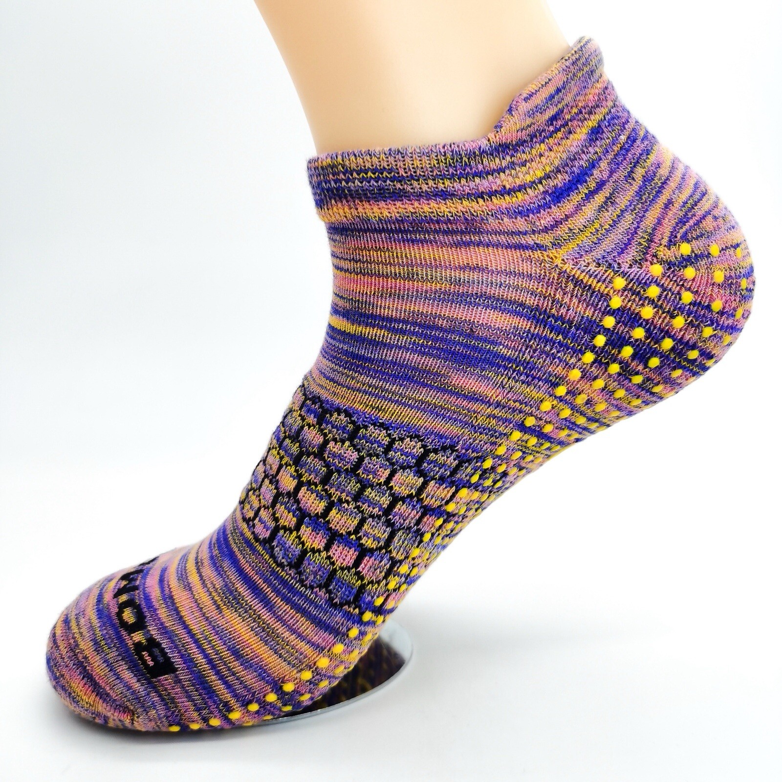 4 pairs BOMBAS Women’s Performance Gripper Honeycomb Ankle Socks size M 6-10