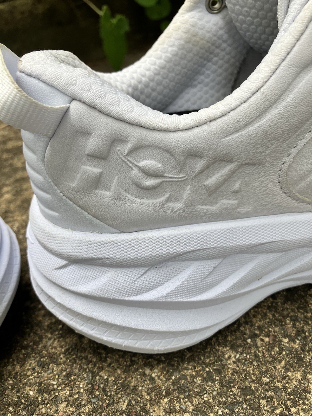 Hoka One One Bondi SR White Women’s 8 Leather Athletic Sneakers Slip Resistant