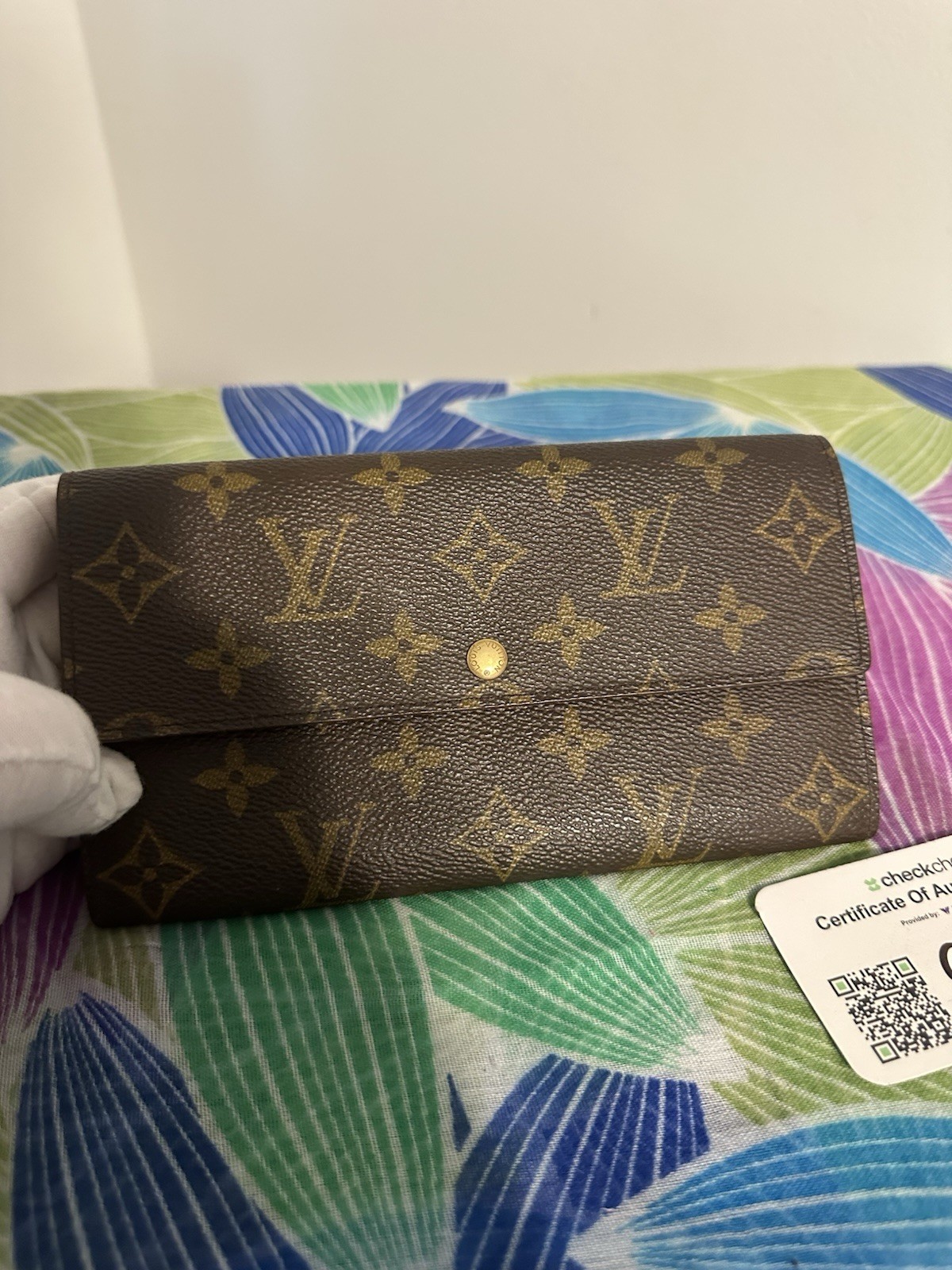 Louis Vuitton Women’s Folding Wallet, Brown Monogram Logo, Credit Card Slots