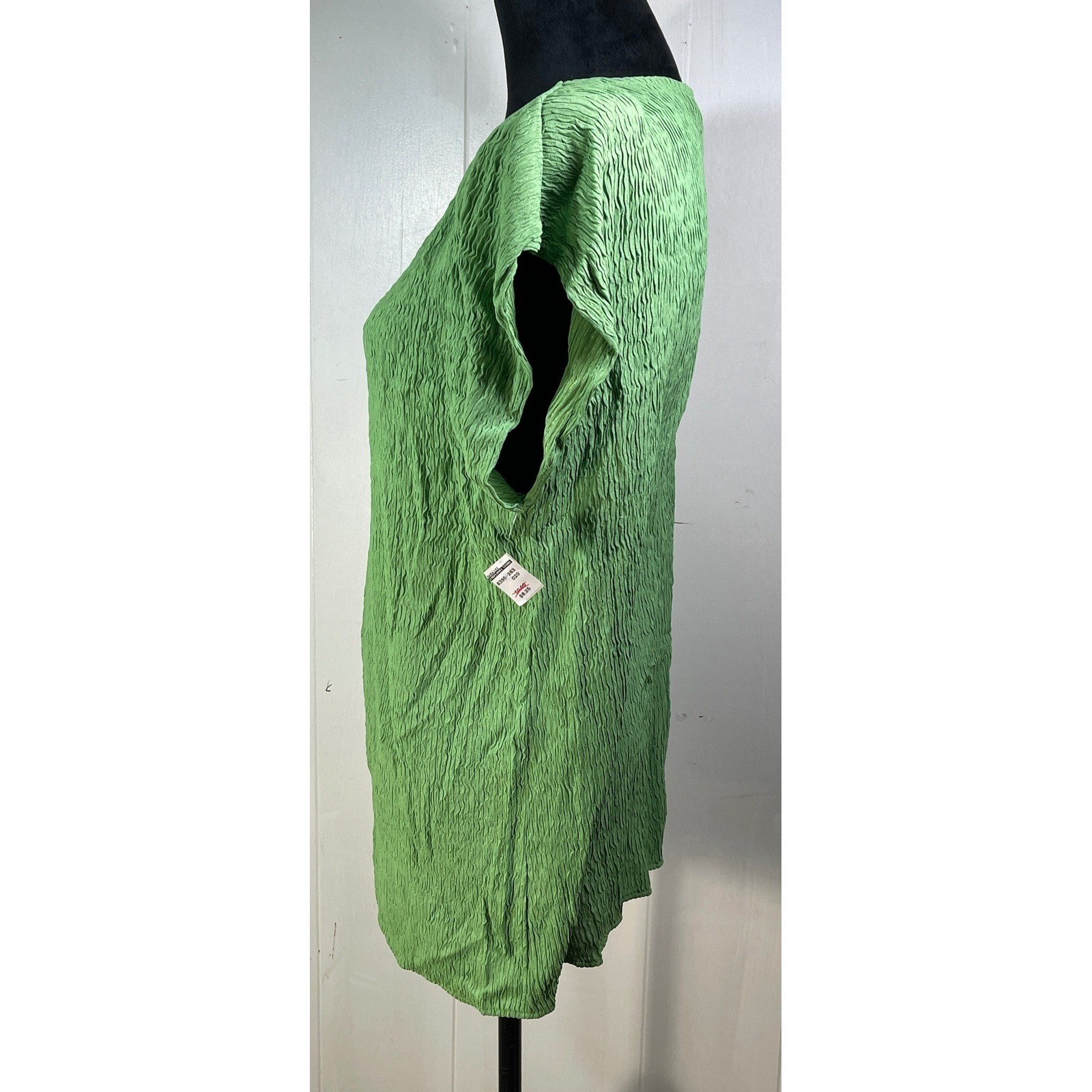 Vintage Rave lime Green Crinkle Plisse Top Short Sleeve USA Large NWT 90s