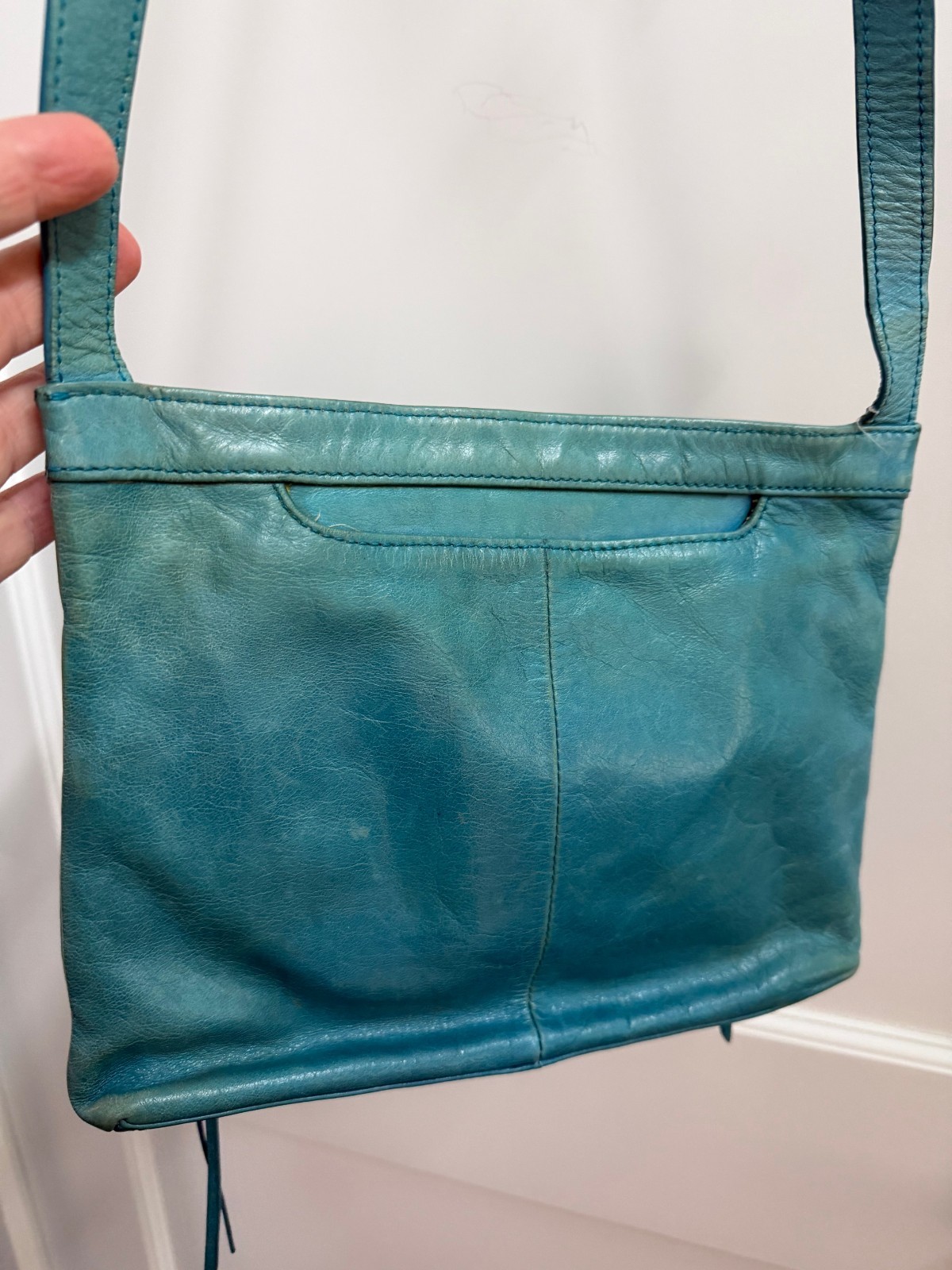 HOBO Sheila/Cassie Crossbody in Tranquil Blue leather