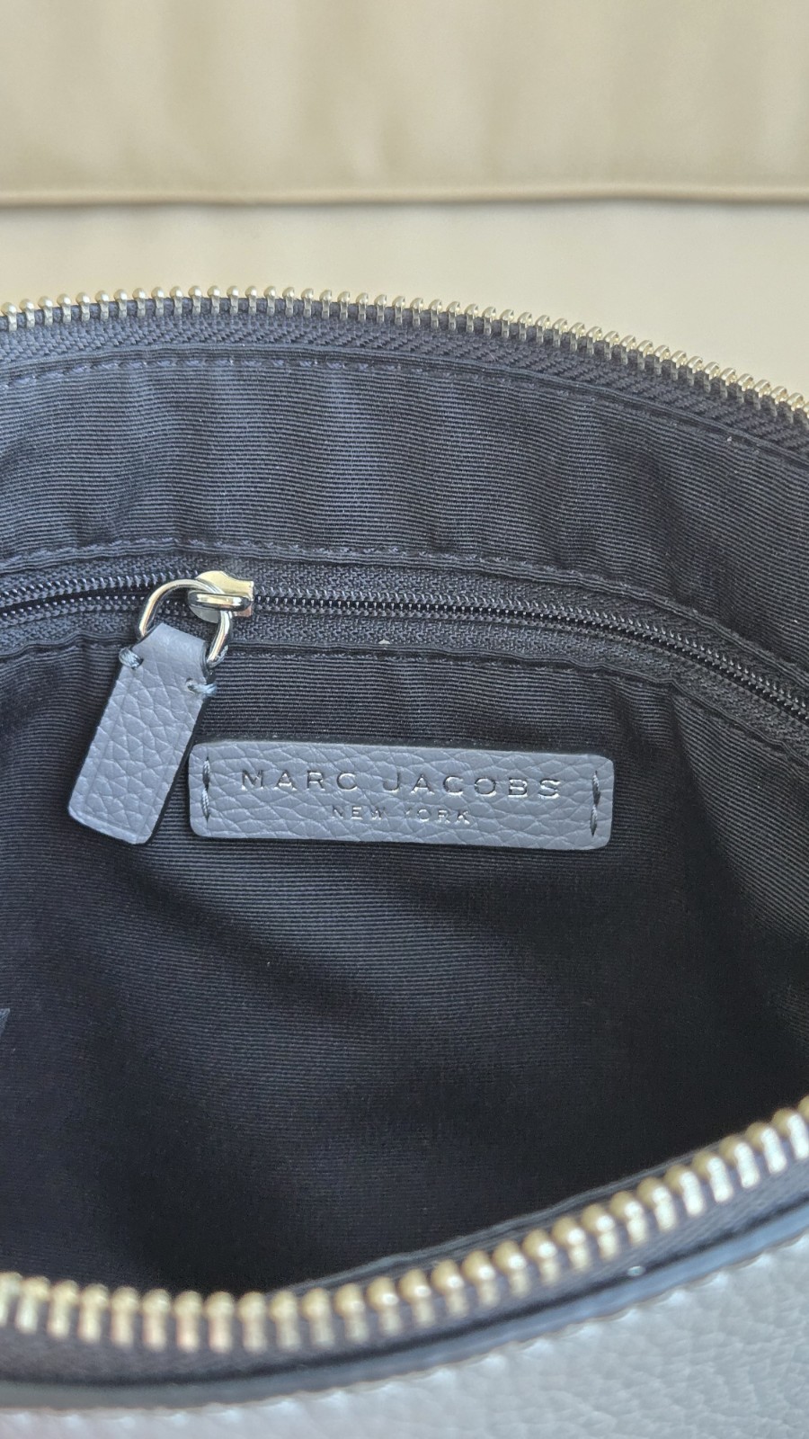Marc Jacobs Gray Pebbled Small Crossbody Zip Top Adjustable Strap