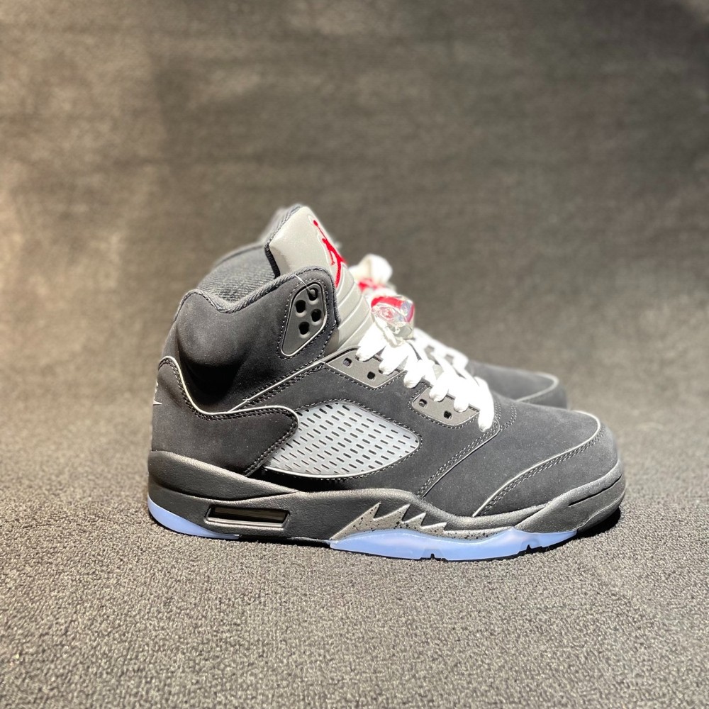 HF3975-001 AJ 5 Retro OG Black Metallic Reimagined Men’s