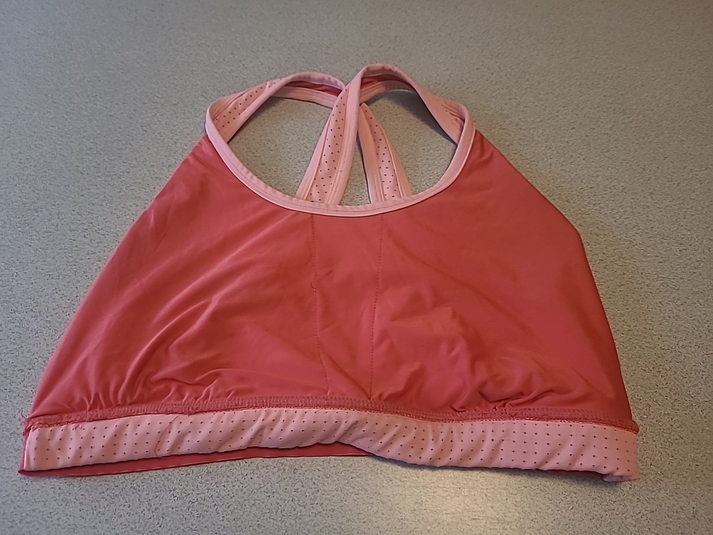 Avia Sports Bra Large 12-14 Pink Red Racerback Lined Wireless Unpadded