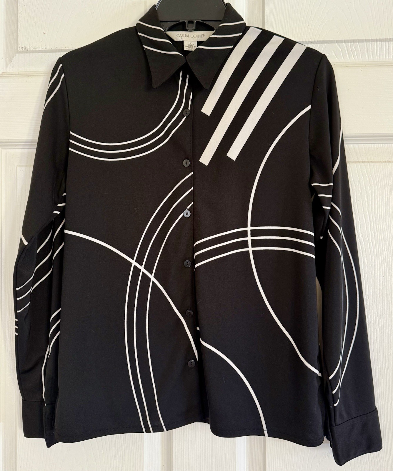 VTG Casual Corner Geometric Print Blouse Black White Long Sleeve Button Up Sz 8