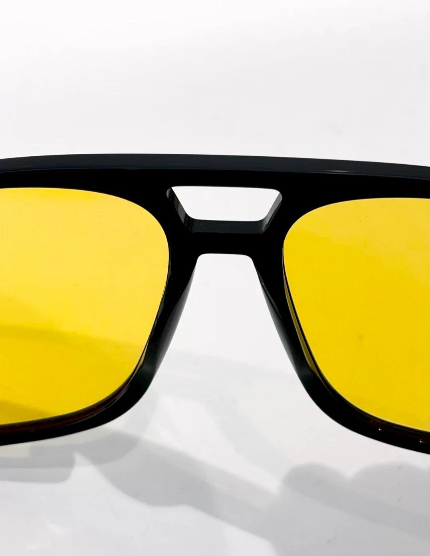 Tom Ford Falconer Sunglasses TF884 Black/Yellow 60-18-140mm With Case