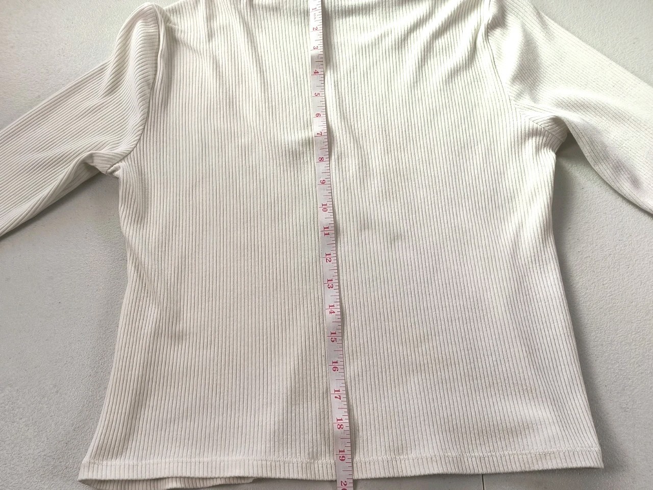 Old Navy Women’s M Cream Turtleneck Rib Knit Top Petite Capsule Wardrobe