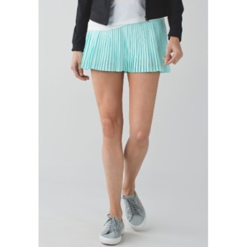 LULULEMON Pleat To Street Skirt II Tranquil Blue/Black Women Size 6 Activewear