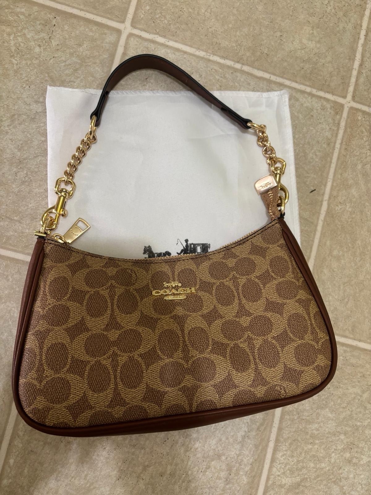 Coach shoulder bag