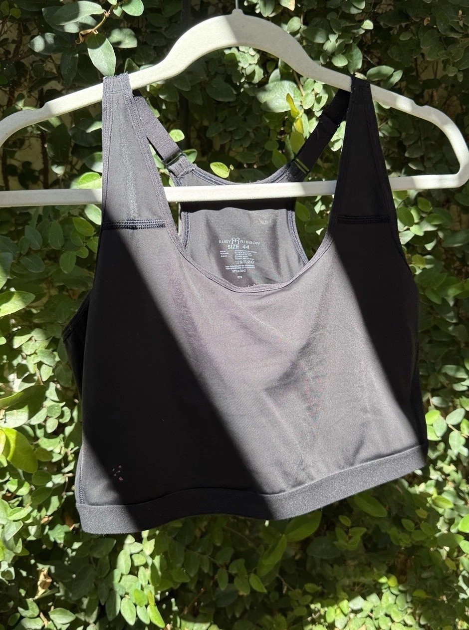 Ruby Ribbon Black Demiette Racerback Sports Bra W/Adjustable Straps Size 44
