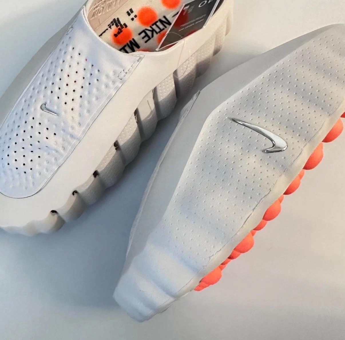 Nike Mind 001 Slide Unisex Athletic Slide Sneaker 4-13
