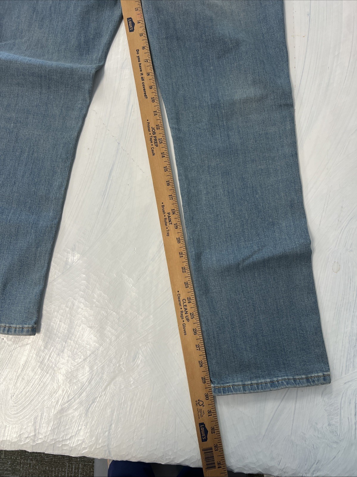 LEVI STRAUSS Men All Seasons Tech 541 Athletic Denim Jeans 33×30 Light Blue Wash