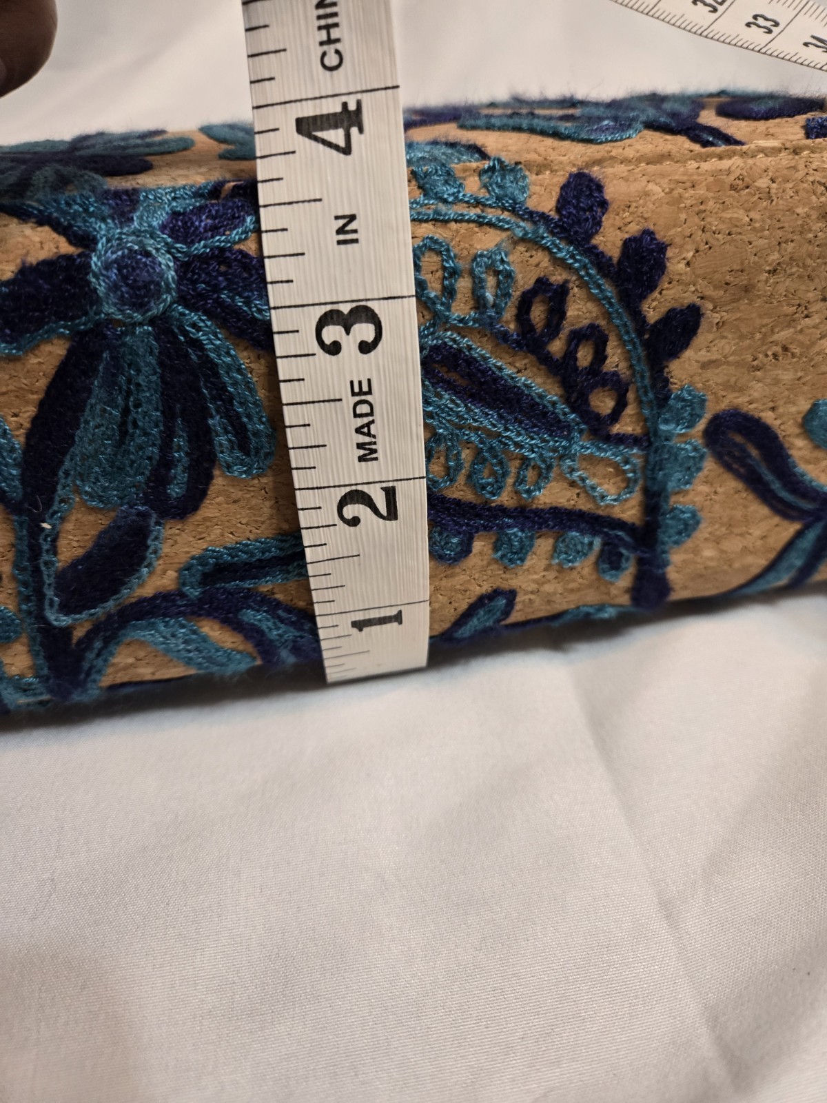 Women’s Tan Blue Floral Embroidered Beaded Top Handle Bag Wood Handle Lined
