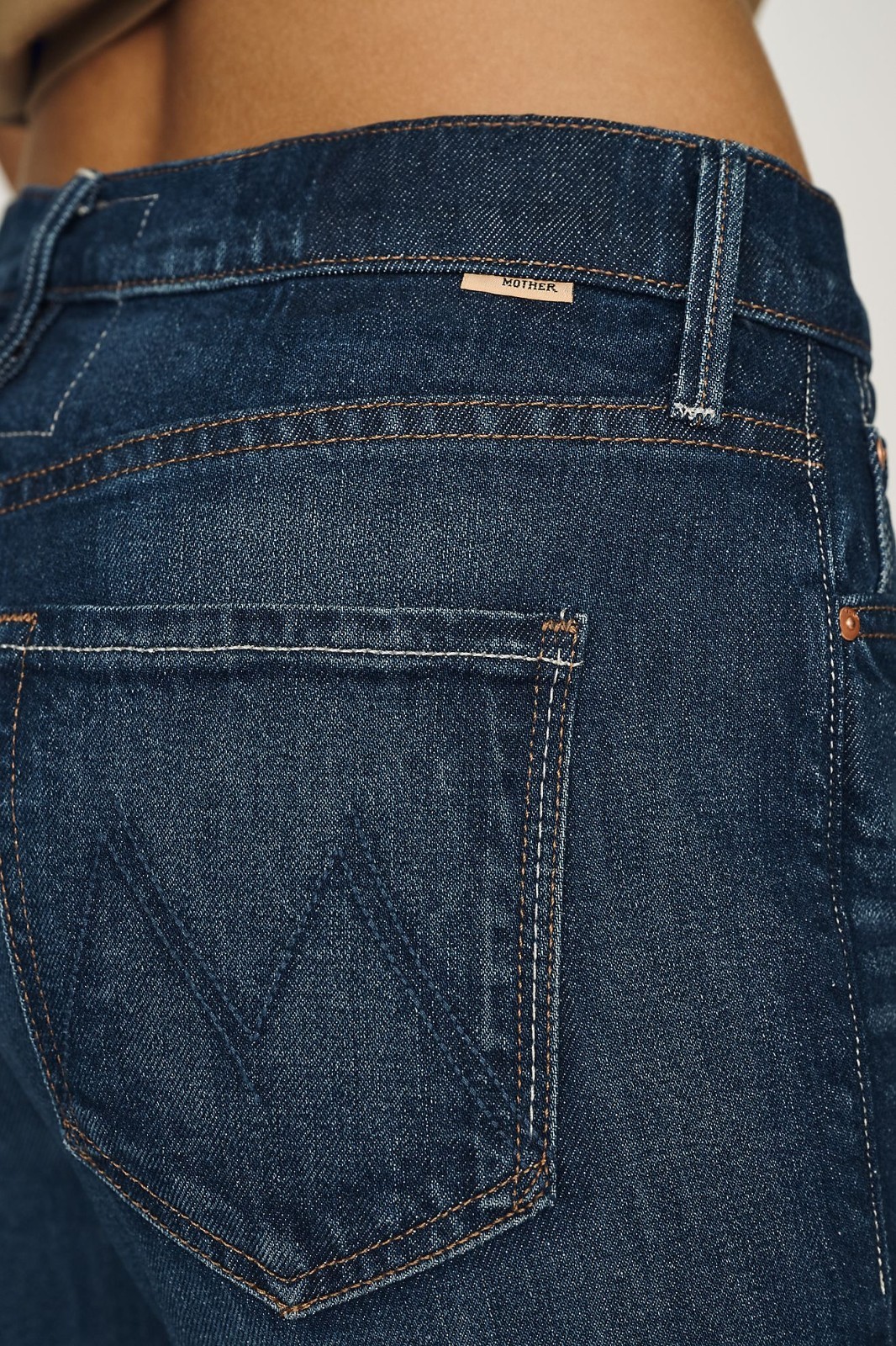 Anthropologie MOTHER Kick It Mid-Rise Straight-Leg Jeans