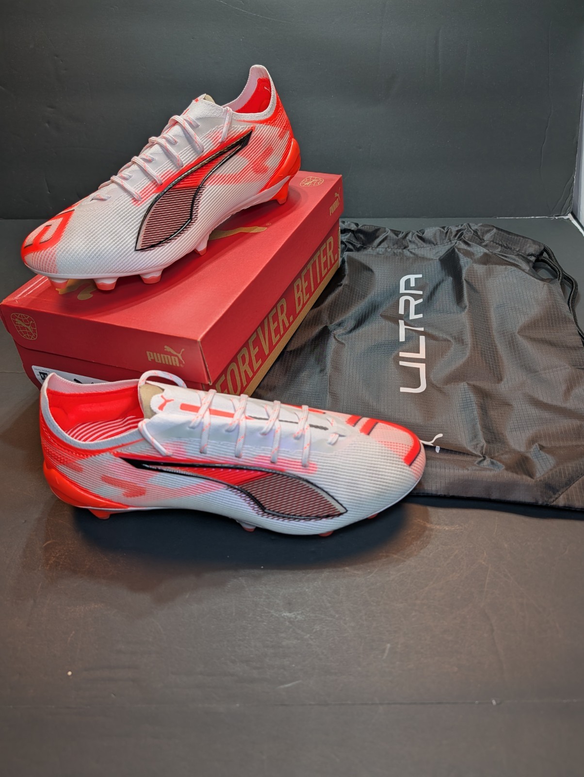 Puma Ultra 5 Ultimate FG Wht Blck Red Men 9.5 Firm Ground Soccer Shoes 108159-01