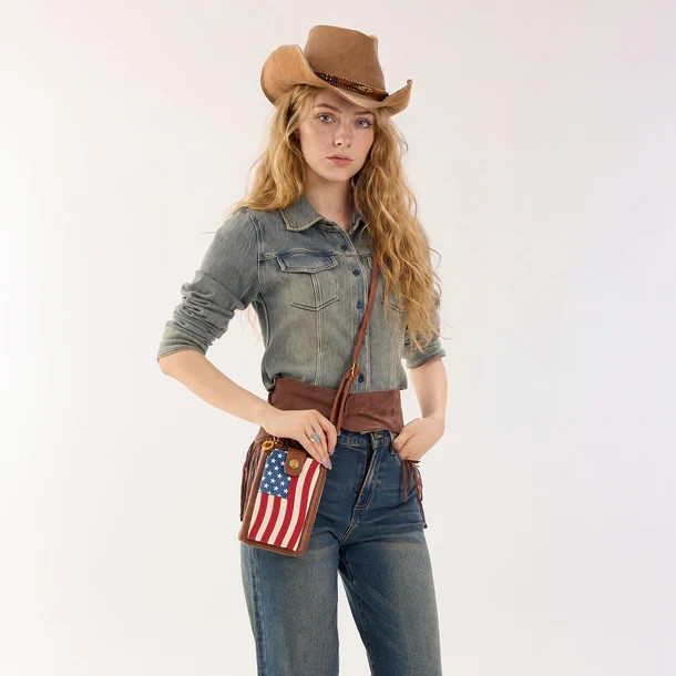 Montana West American Flag RFID Crossbody Phone Wallet