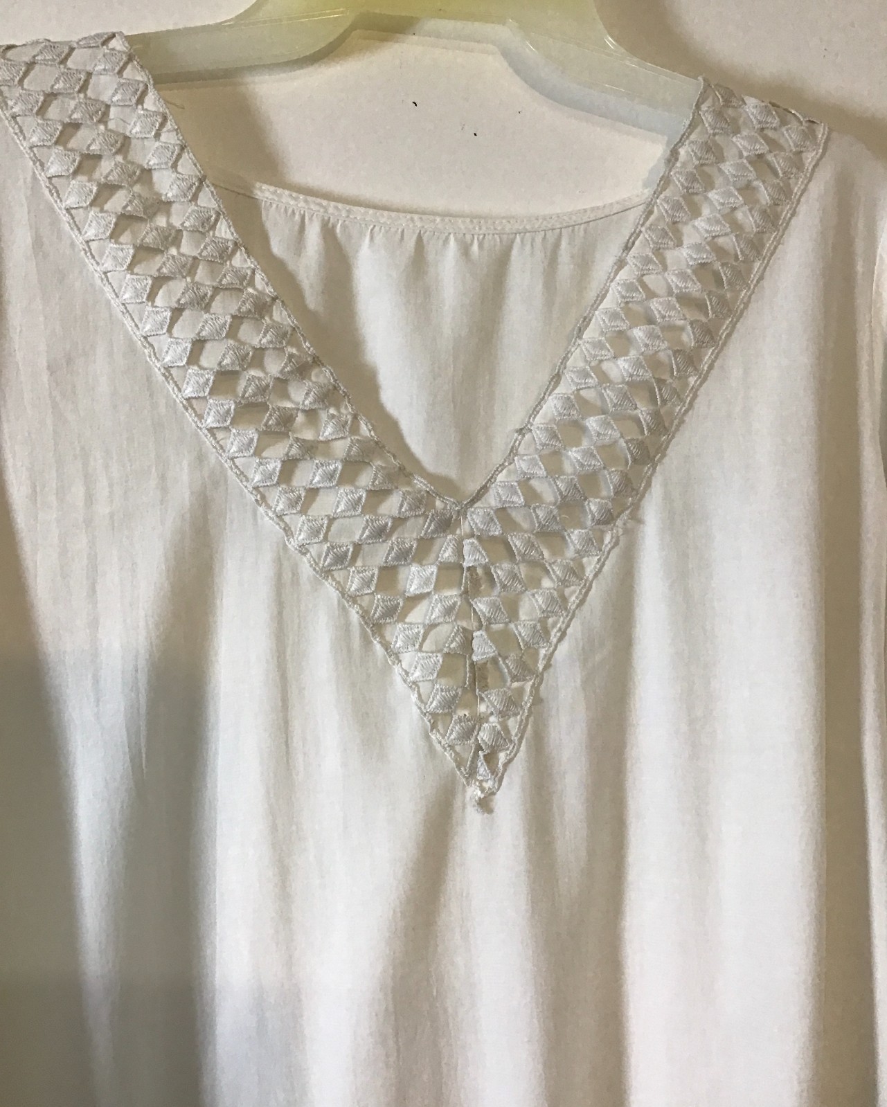 Woman’s White Medium Embellished Long Sleeve Blouse