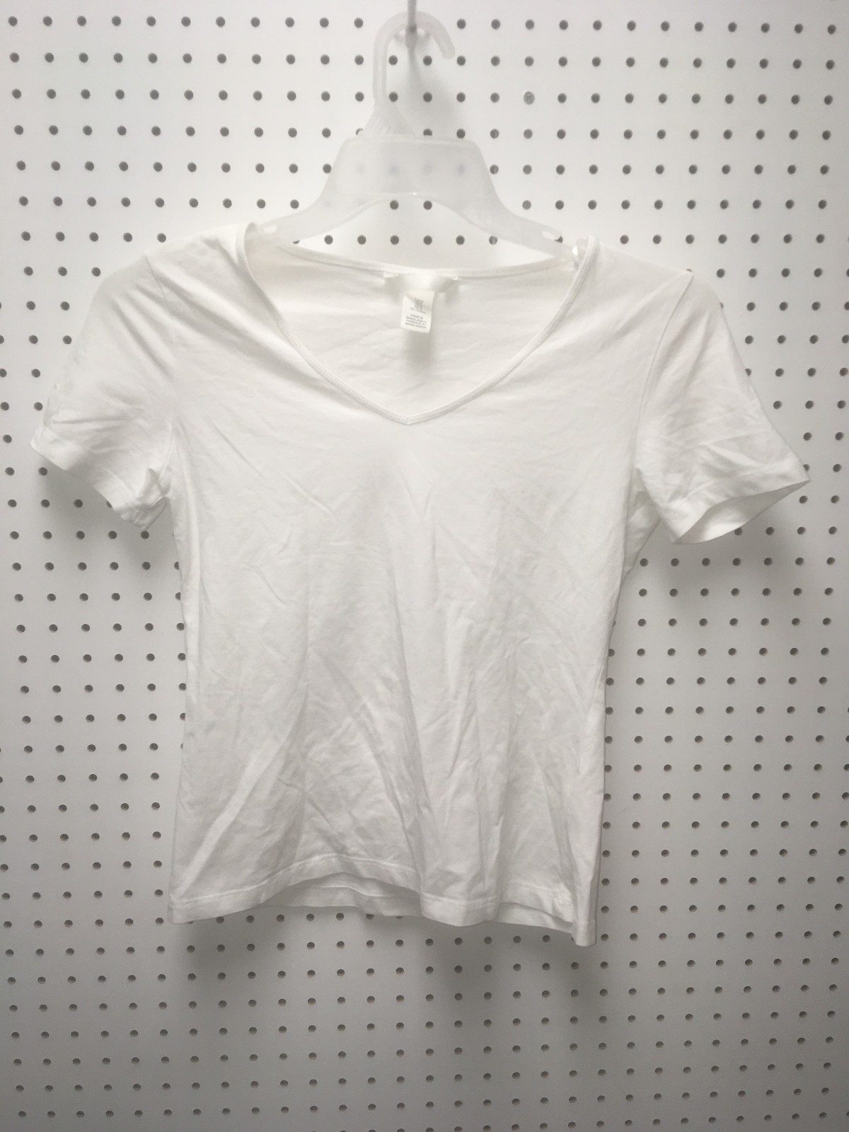 H&M Basic White V-Neck T-Shirt Size Medium
