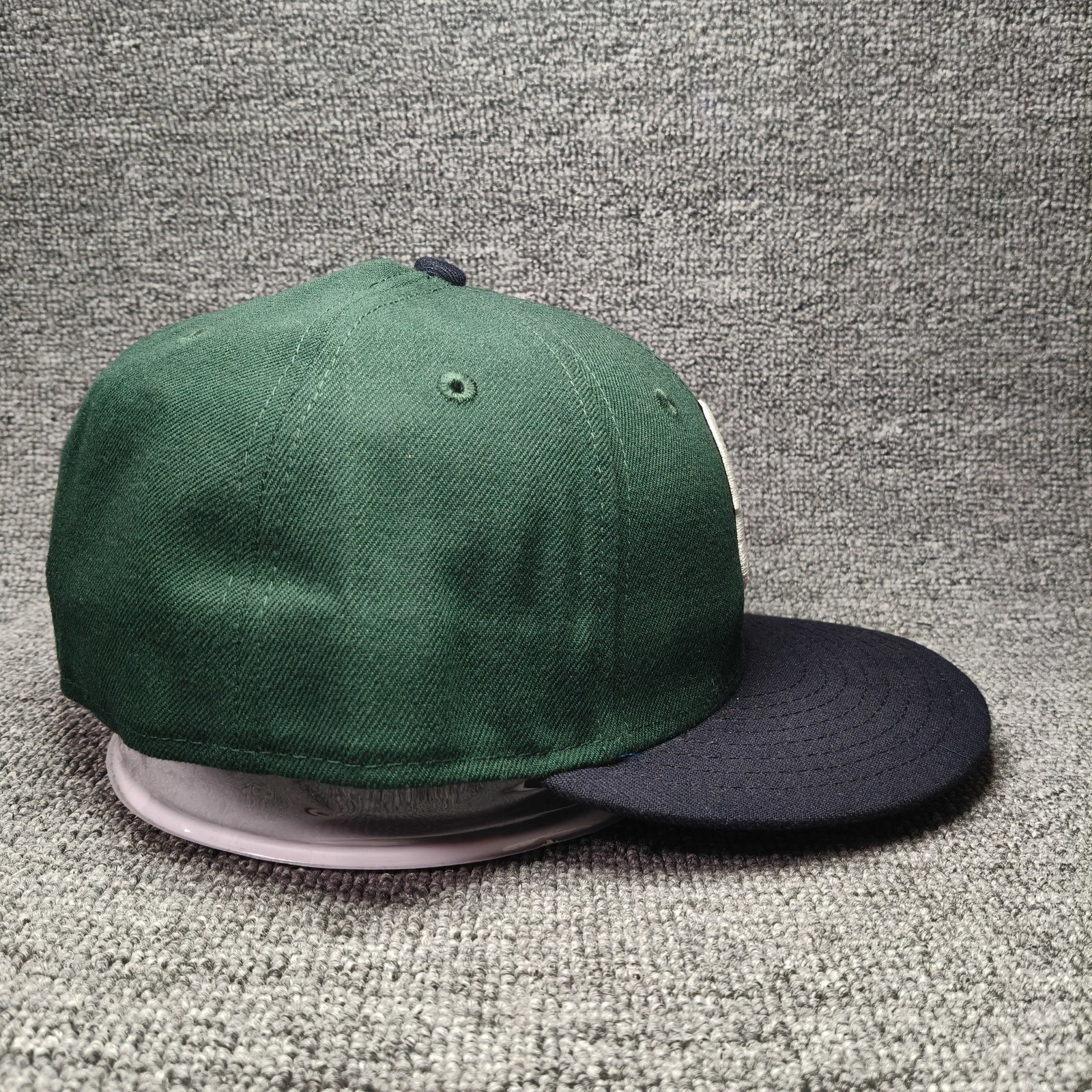 New Era Minor League 59FIFTY Fitted Green Navy Size 8 Baseball Hat