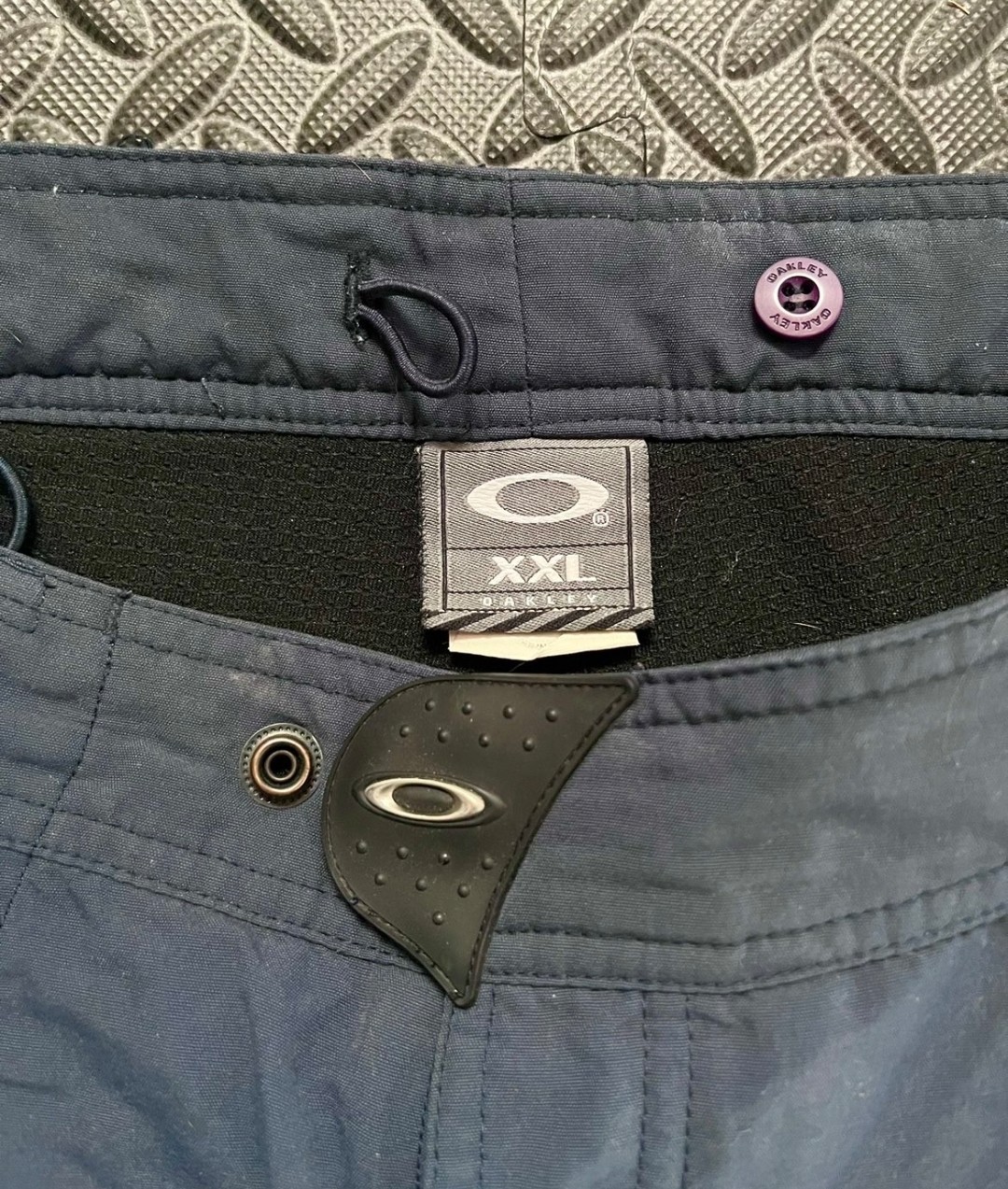 Vintage Oakley Software Size XXL Blue Gray Shorts With Multi Vent Zippers Gorp