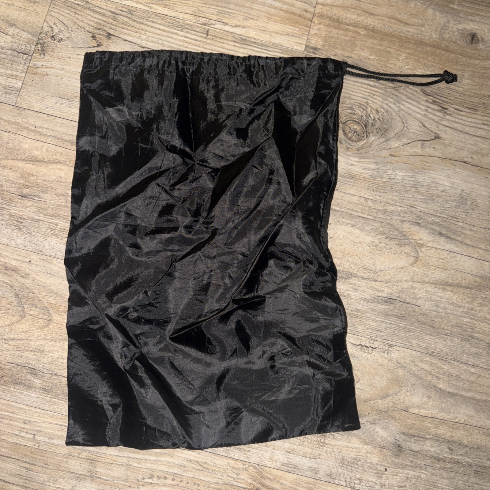 Vintage Black And Blue Jeep Duffle Bags Used + draw string bag. See description