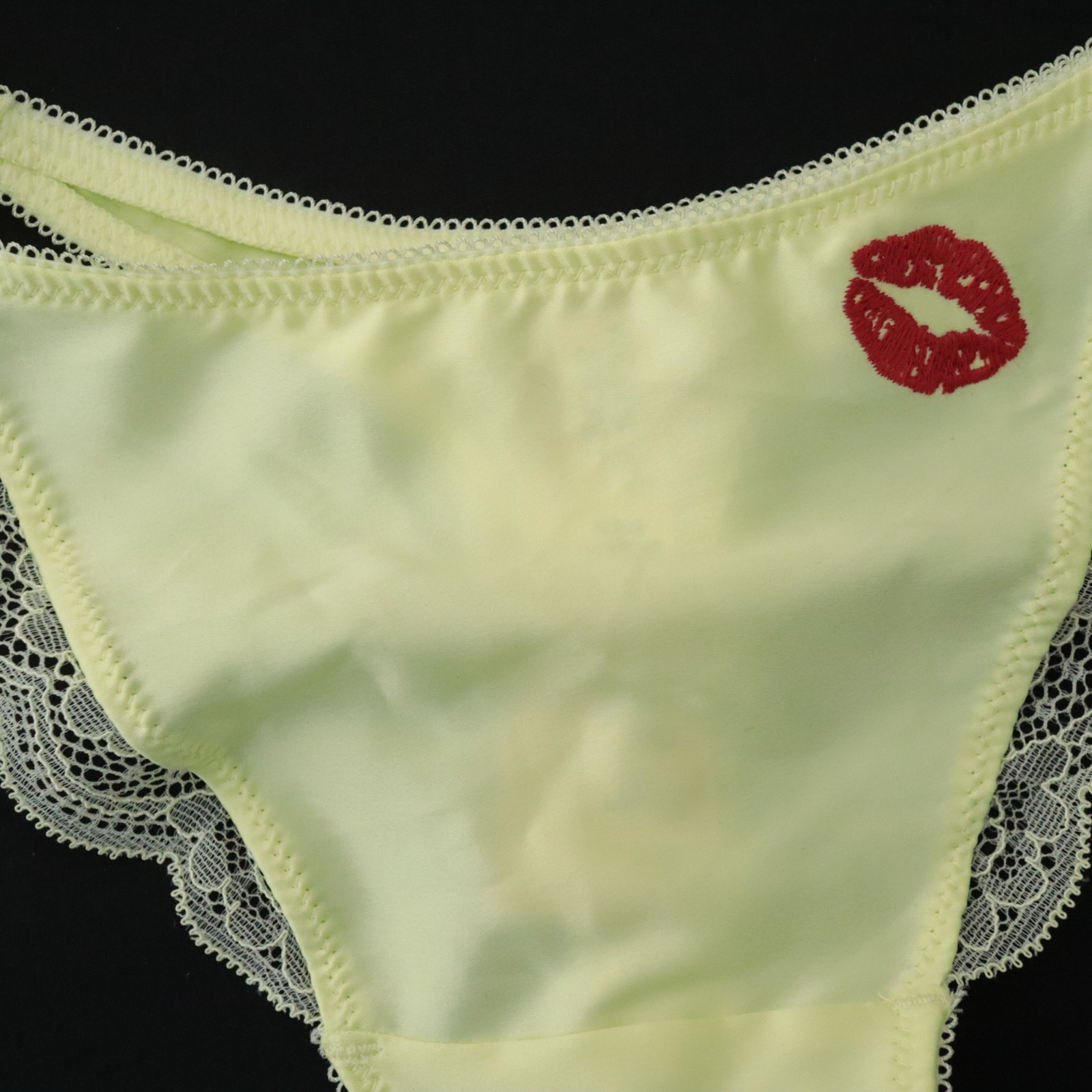 Victoria’s Secret Tease Satin Kiss High Leg Thong V-String Panty XS S M L
