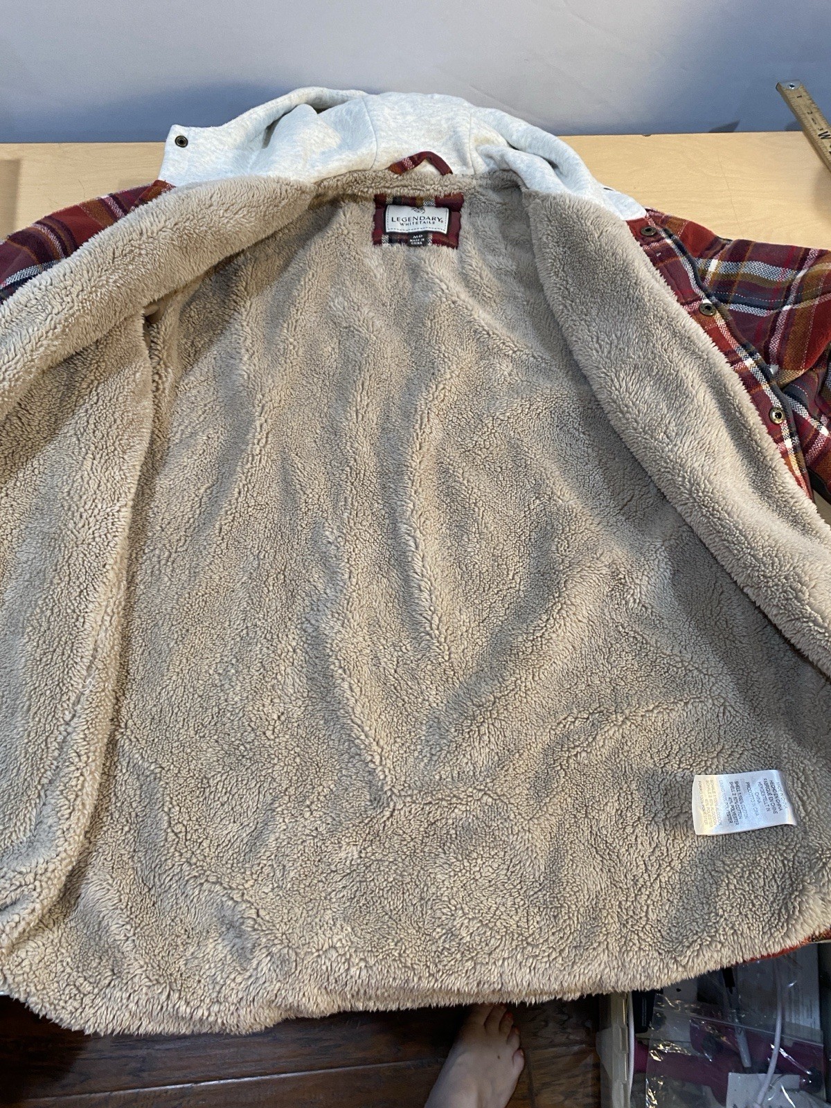 Legendary Whitetails Jacket Plaid Lined Flannel Sherpa Thermal Size Med